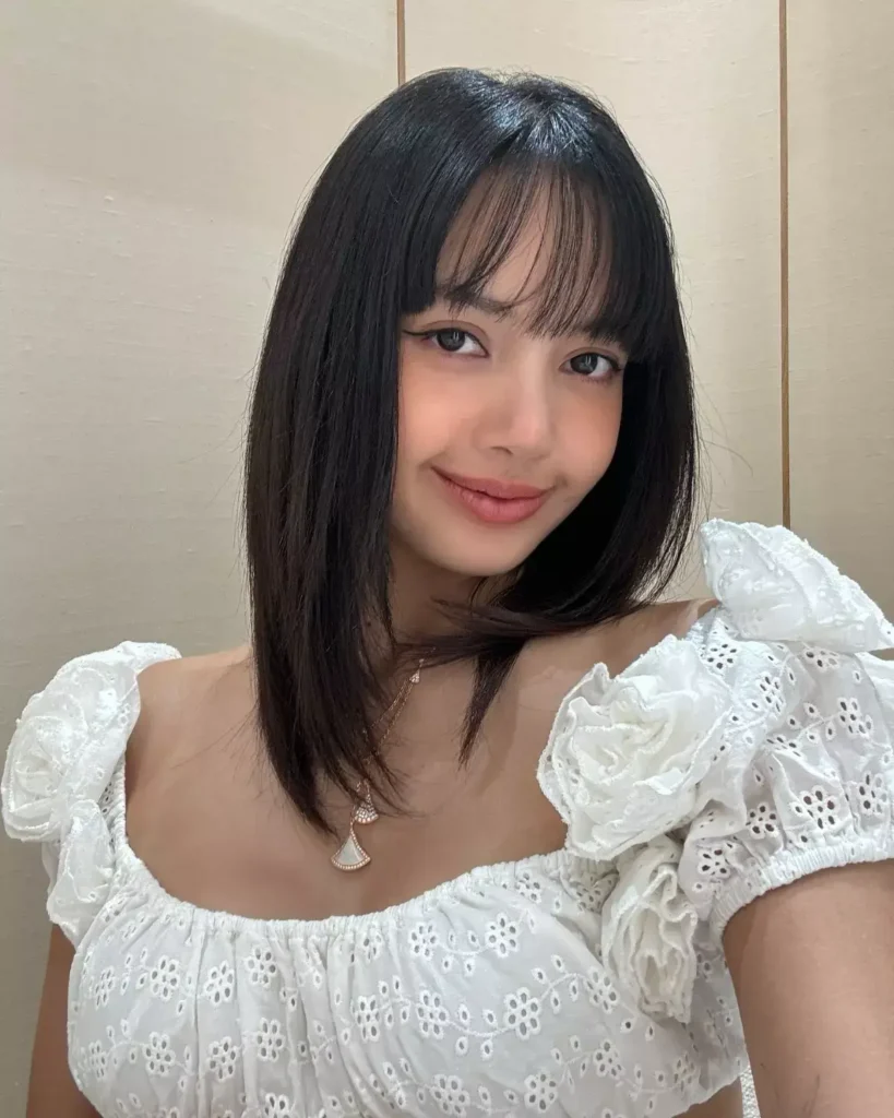 LISA - NEW WOMAN feat. Rosalía